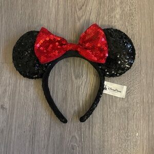 Disney Parks Classic Red & Black Minnie Ears Disneyland Sequin Bow Headband